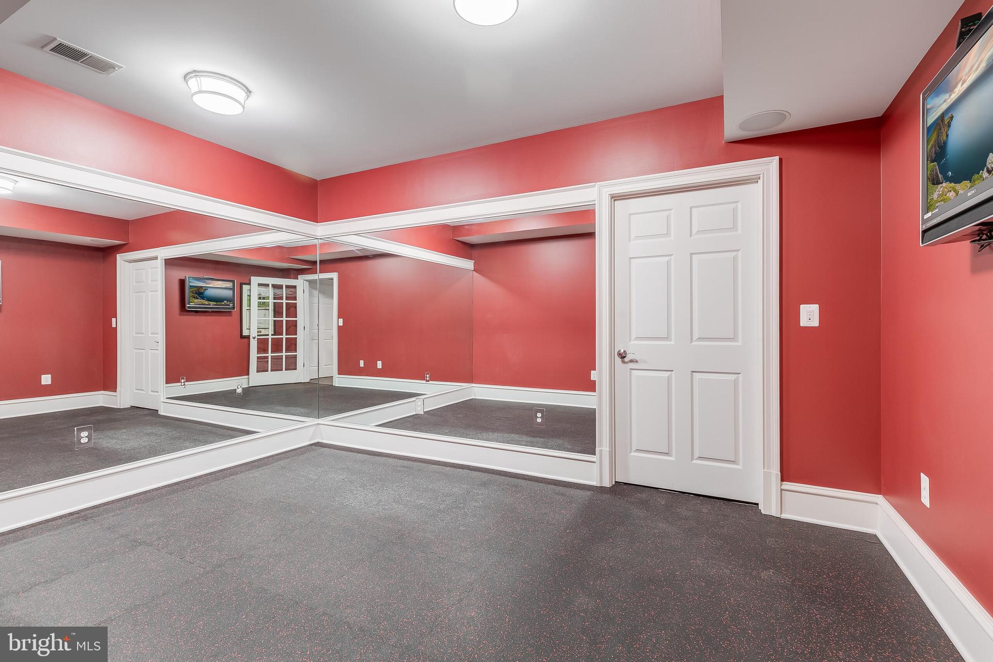 HANNAH HILLS - Residential