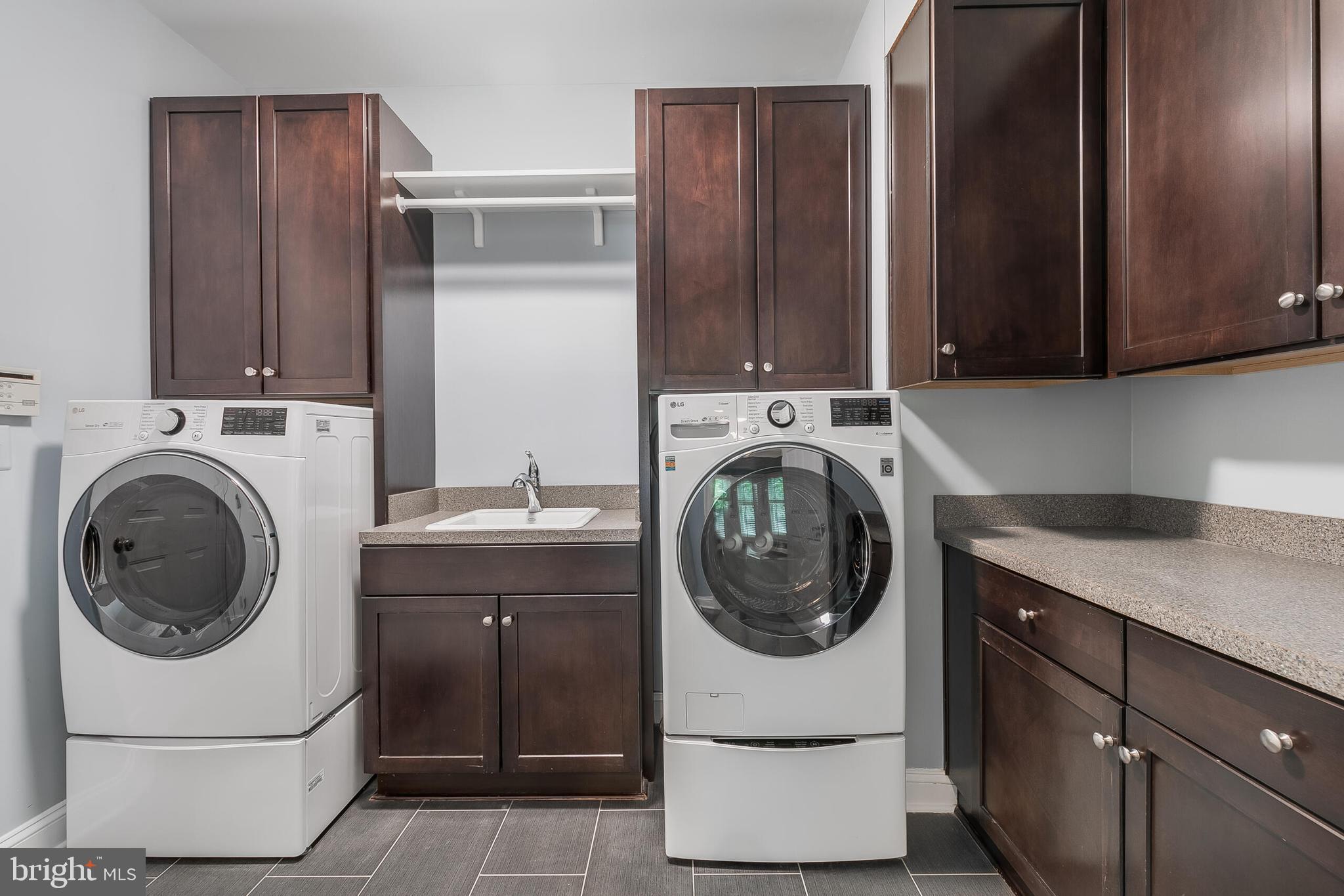 HANNAH HILLS - Residential