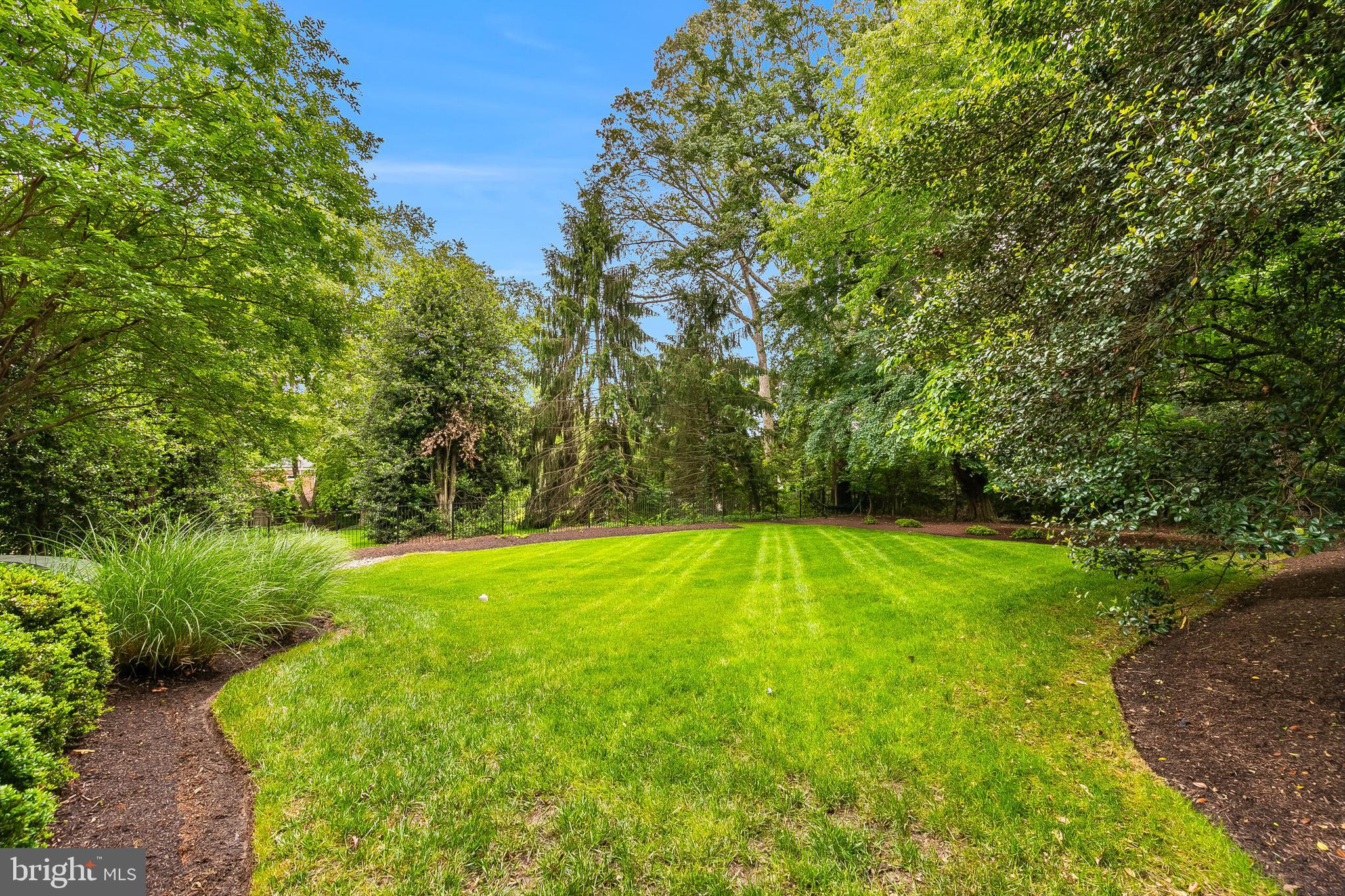 HANNAH HILLS - Residential