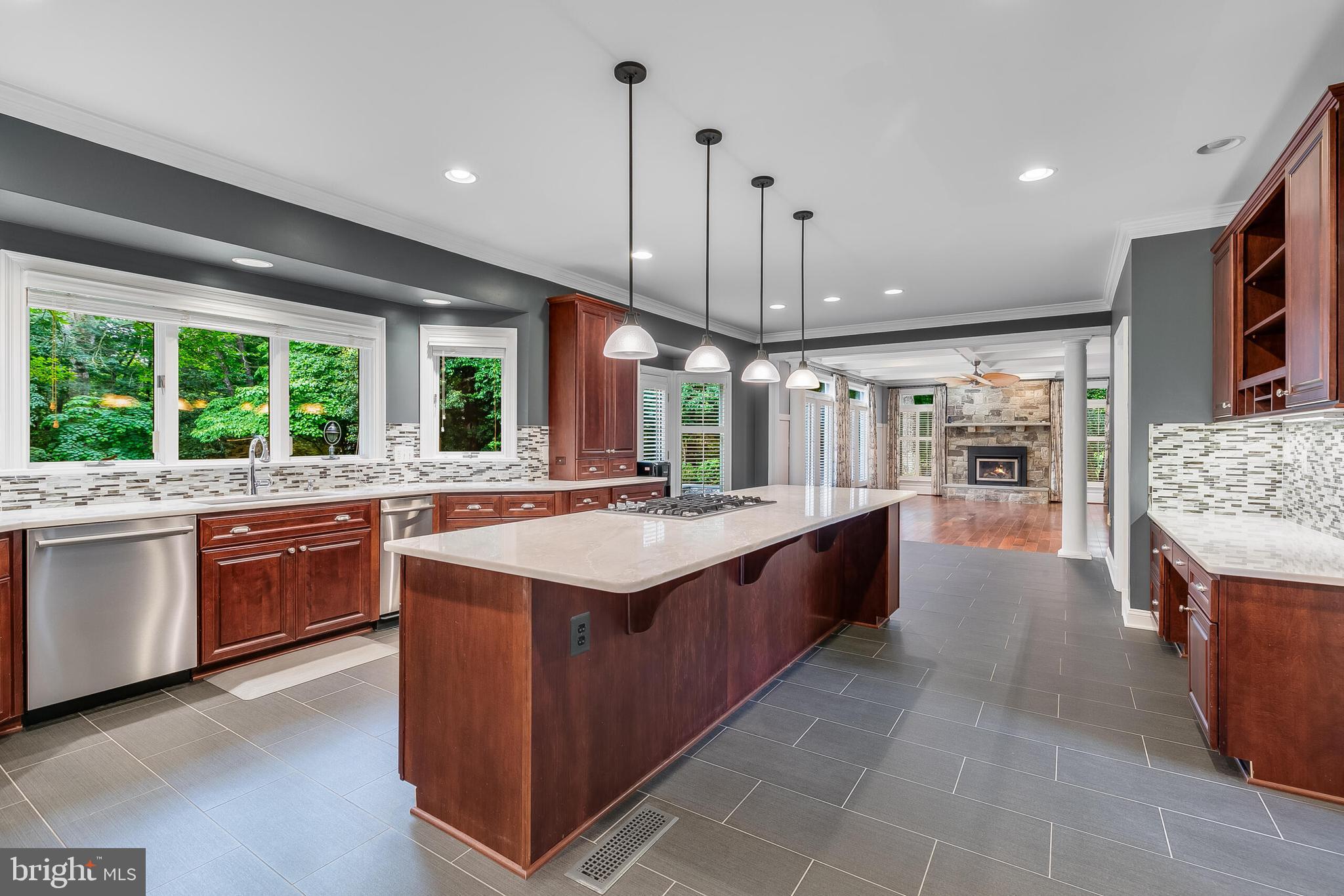 HANNAH HILLS - Residential