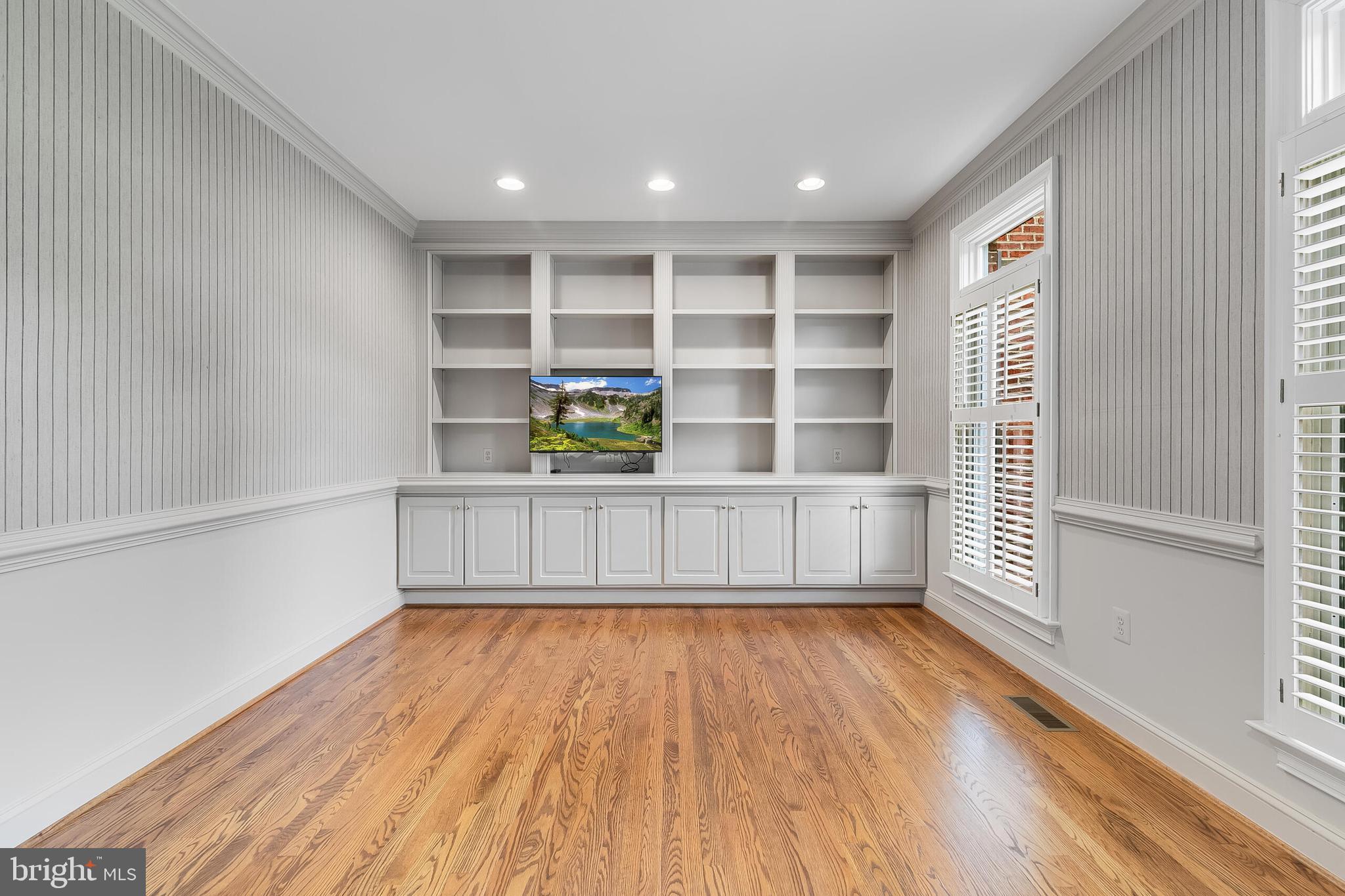 HANNAH HILLS - Residential