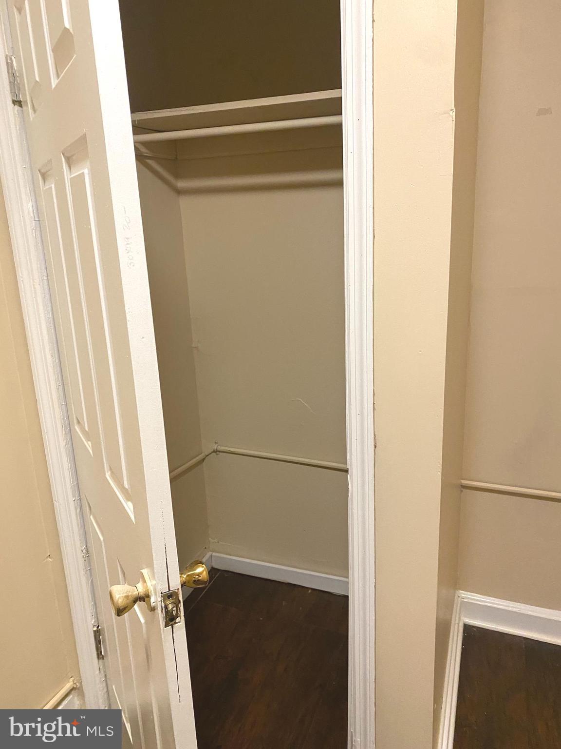 BOOTH-BOYD - Residential