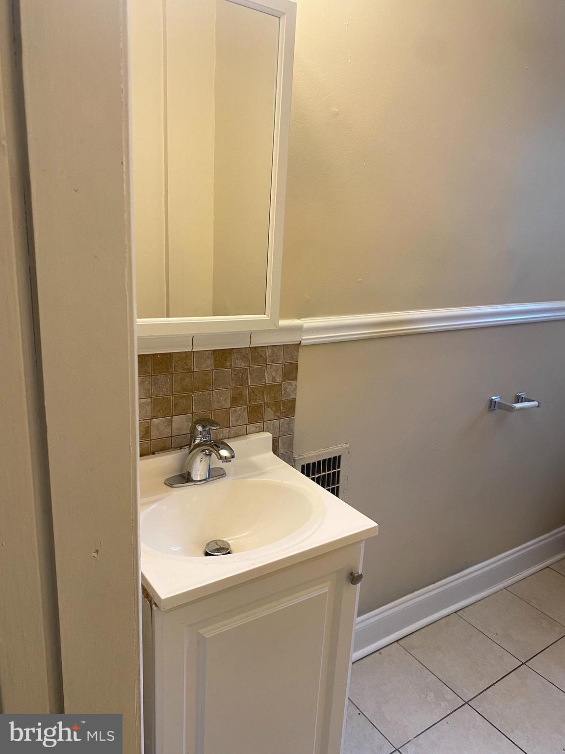 BOOTH-BOYD - Residential