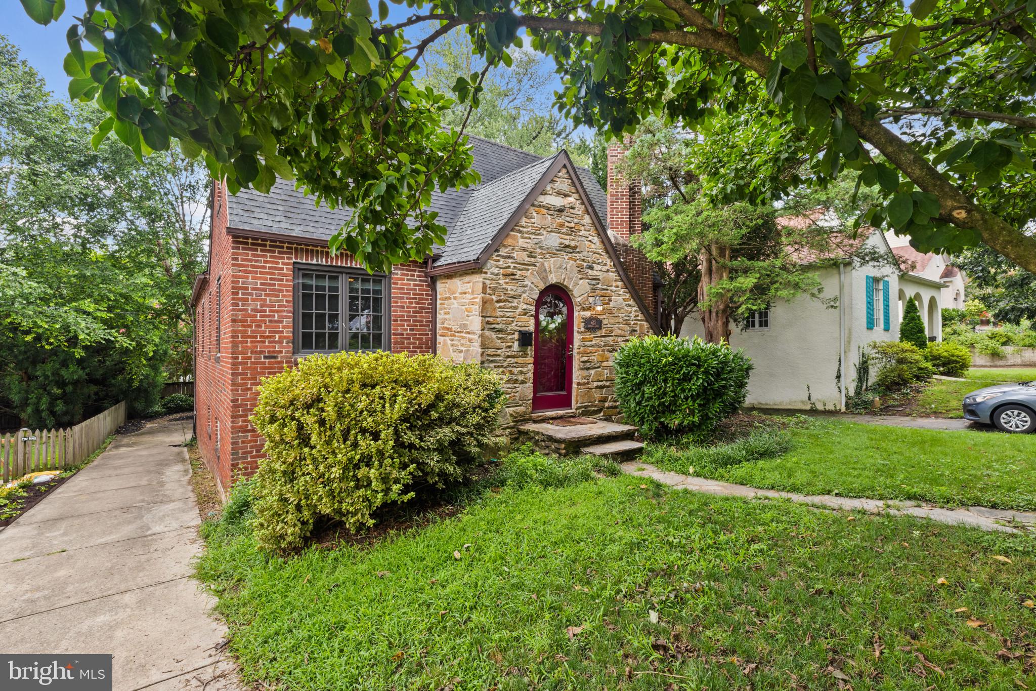 613 ANNESLIE ROAD