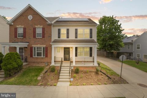 919 BLAKNEY LANE SE WASHINGTON DC 20032