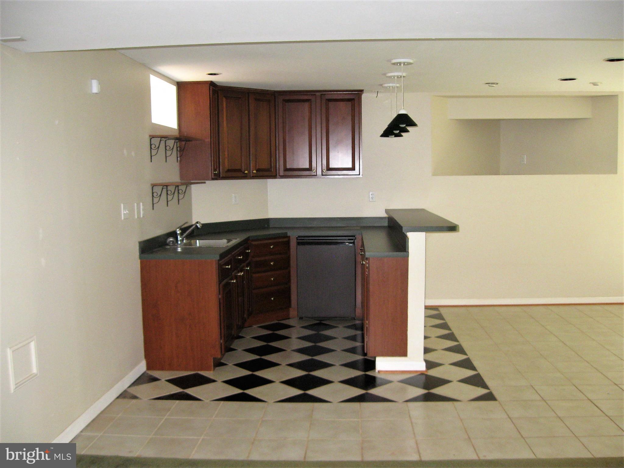 RYANS RIDGE - Residential Lease