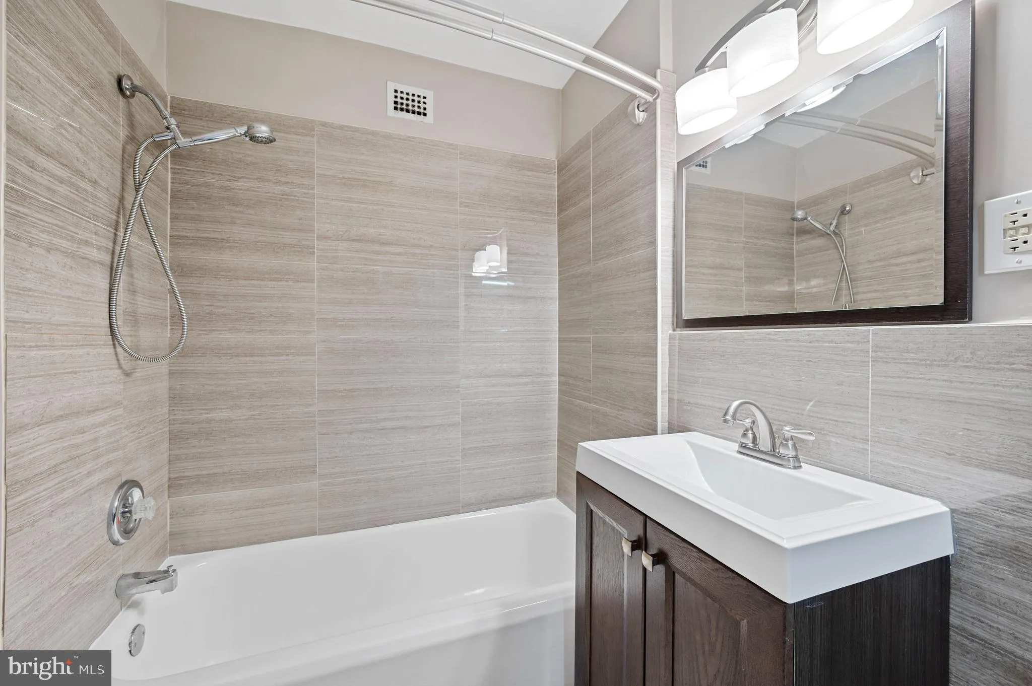 Philadelphia, Pennsylvania 19130, United States, 1 Bedroom Bedrooms, ,1 BathroomBathrooms,Residential,Active,106863
