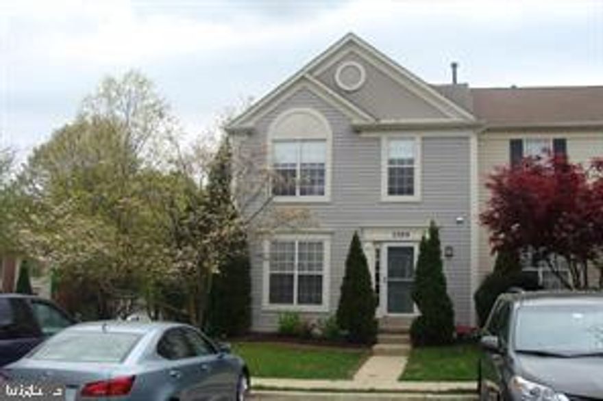 Currently rented. Call LA to schedule showings so tenant can be notified. END UNIT townhome in Longmead community. 3 Bedrooms  (with den in lower level), 3 full baths, accent lights, bay window, patio stoned flooring. Great location, minutes to ICC.