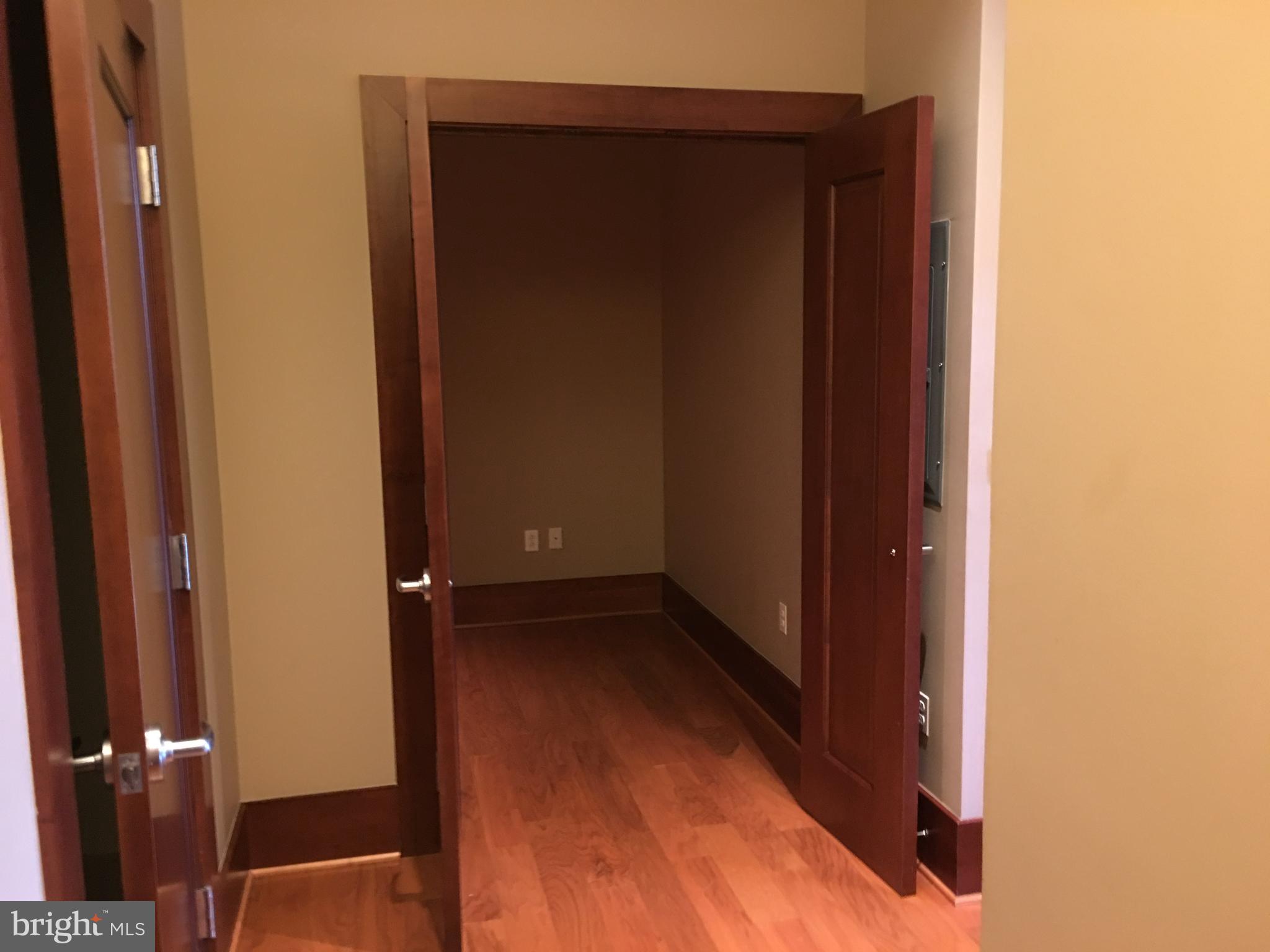 ONE PARK CREST CONDOMINIUM - Residential Lease