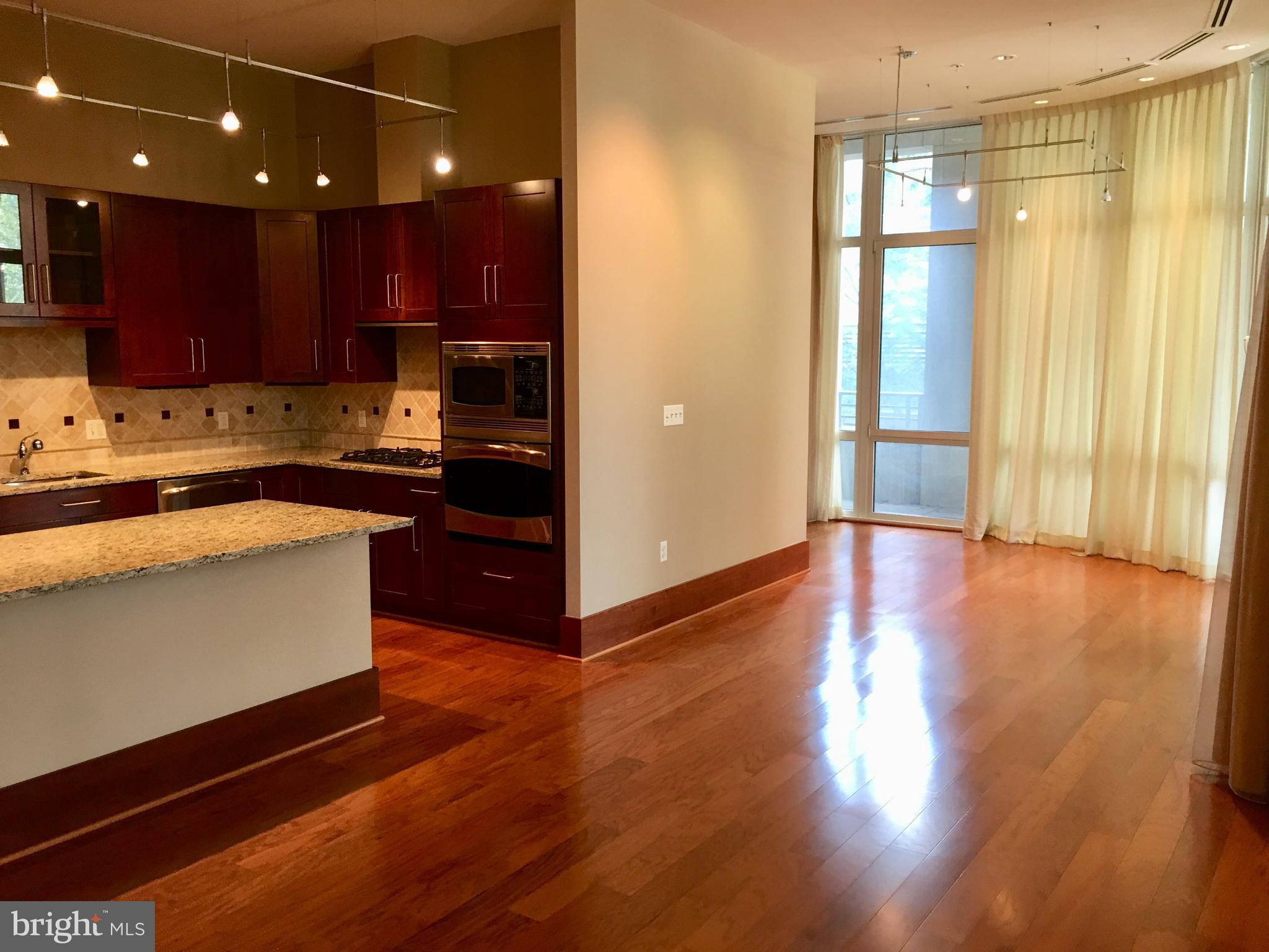 ONE PARK CREST CONDOMINIUM - Residential Lease