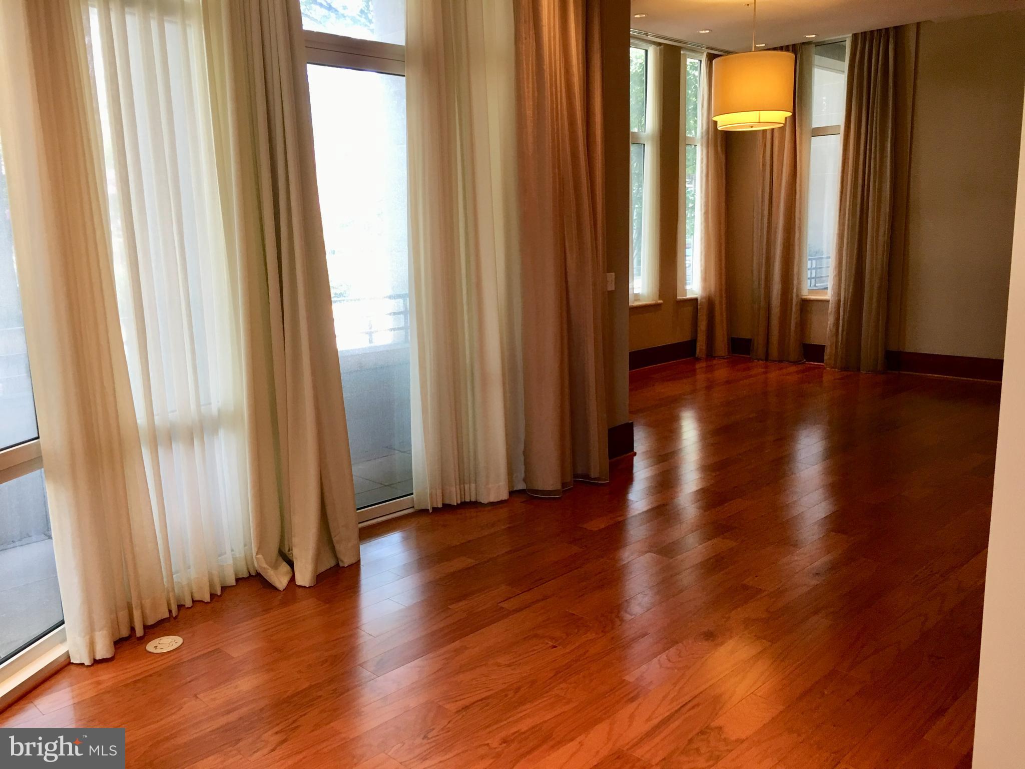 ONE PARK CREST CONDOMINIUM - Residential Lease