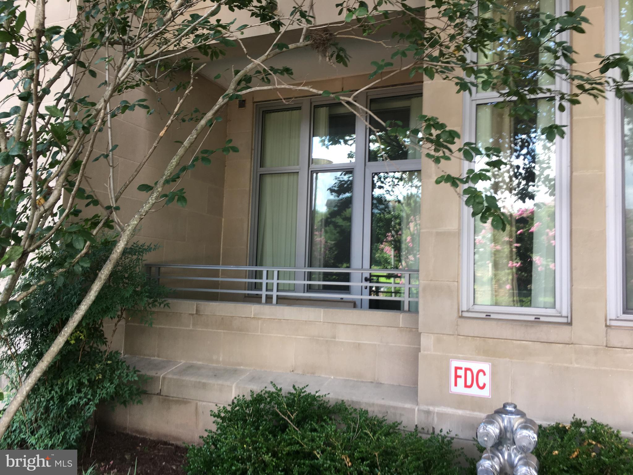 ONE PARK CREST CONDOMINIUM - Residential Lease