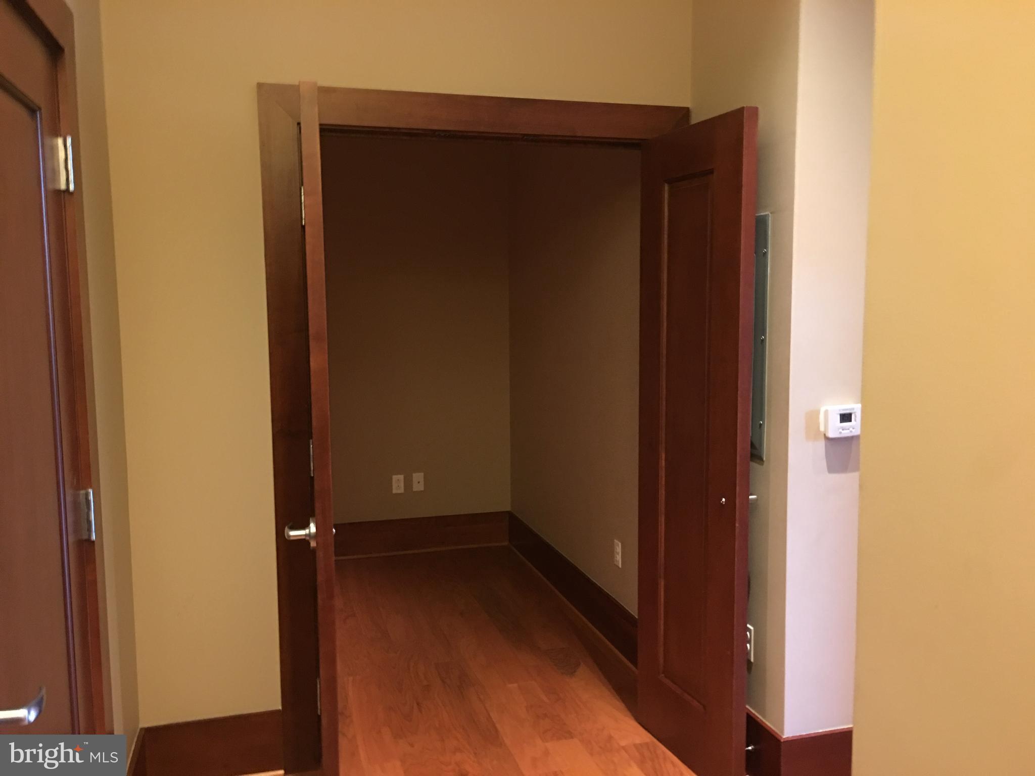 ONE PARK CREST CONDOMINIUM - Residential Lease