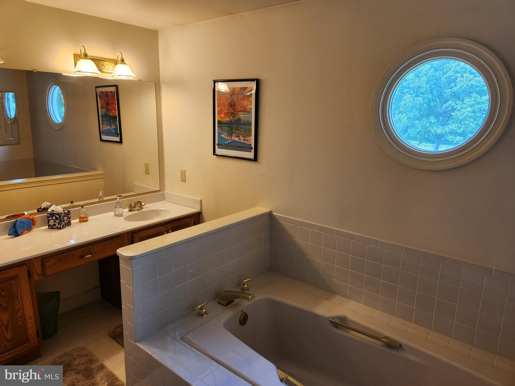 HICKORY RIDGE - Residential