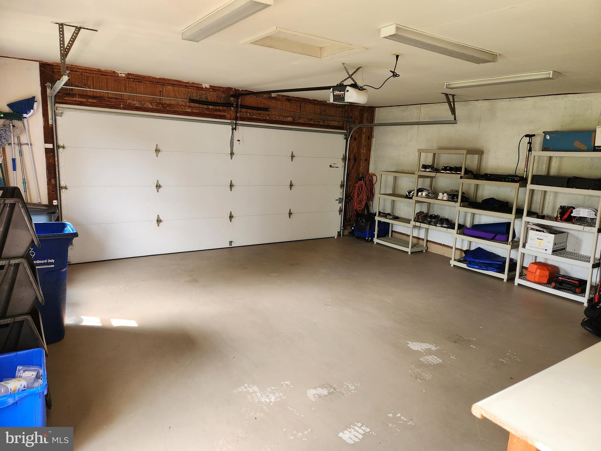 HICKORY RIDGE - Residential