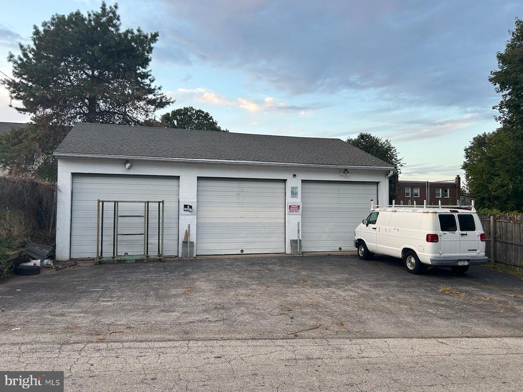 Photo of 238 High Street, CLIFTON HEIGHTS, PA 19018 (MLS # PADE2105728)