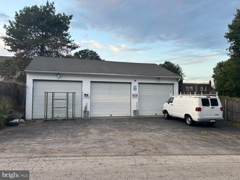 Photo of 238 High Street, CLIFTON HEIGHTS, PA 19018 (MLS # PADE2105728)