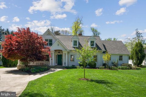 Photo of 4216 EVERETT ST, KENSINGTON, MD 20895 (MLS # MDMC2088612) Photo of 4216 EVERETT ST, KENSINGTON, MD 20895 (MLS # MDMC2088612)