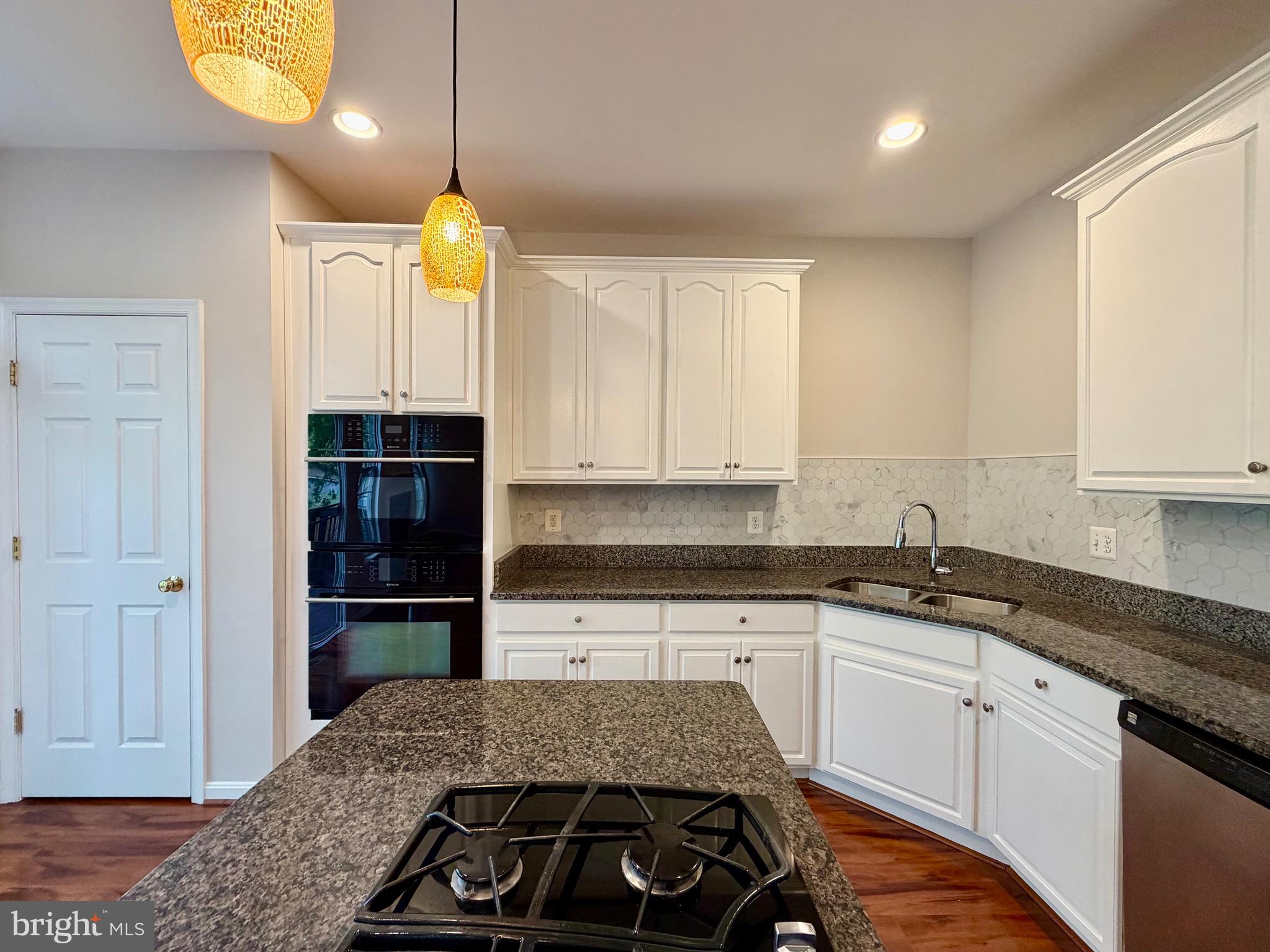 RIPPON LANDING - Residential