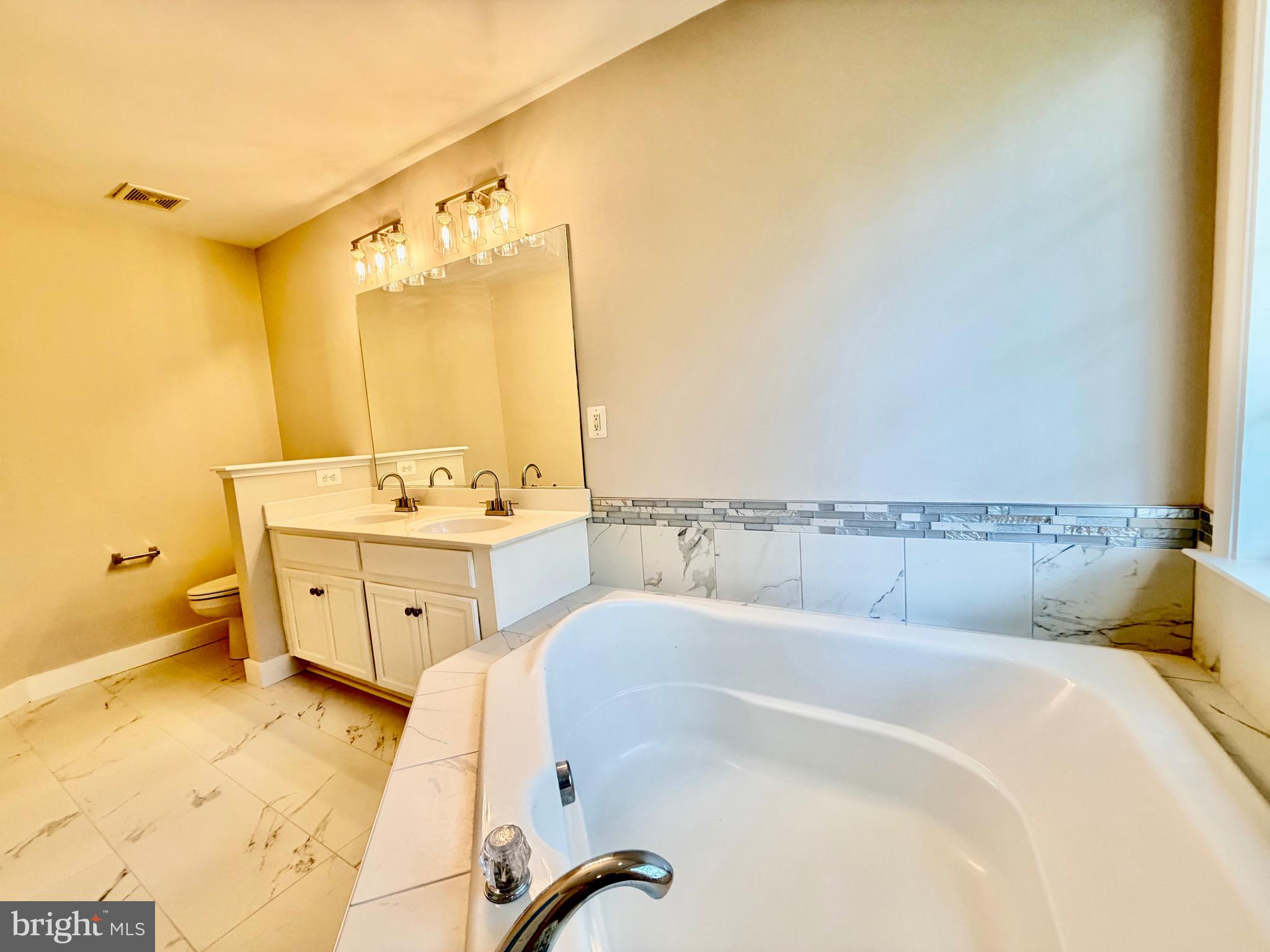 RIPPON LANDING - Residential