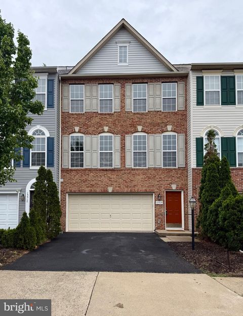 Photo of 15519 Exmore Court, WOODBRIDGE, VA 22191 (MLS # VAPW2119174)