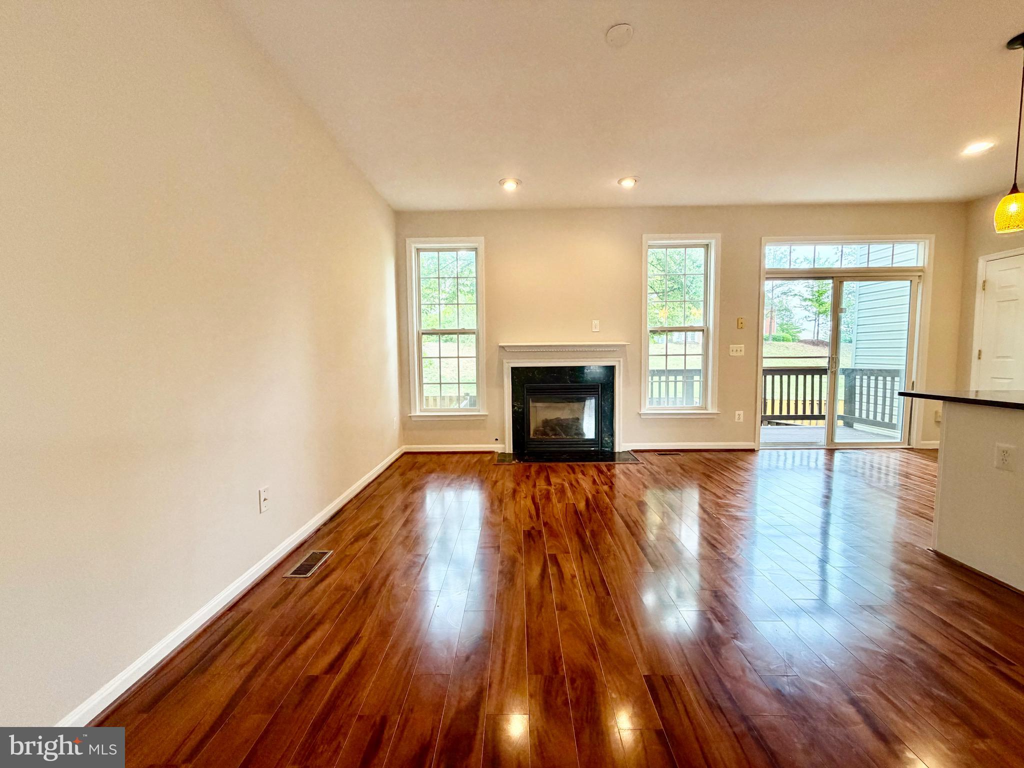 RIPPON LANDING - Residential