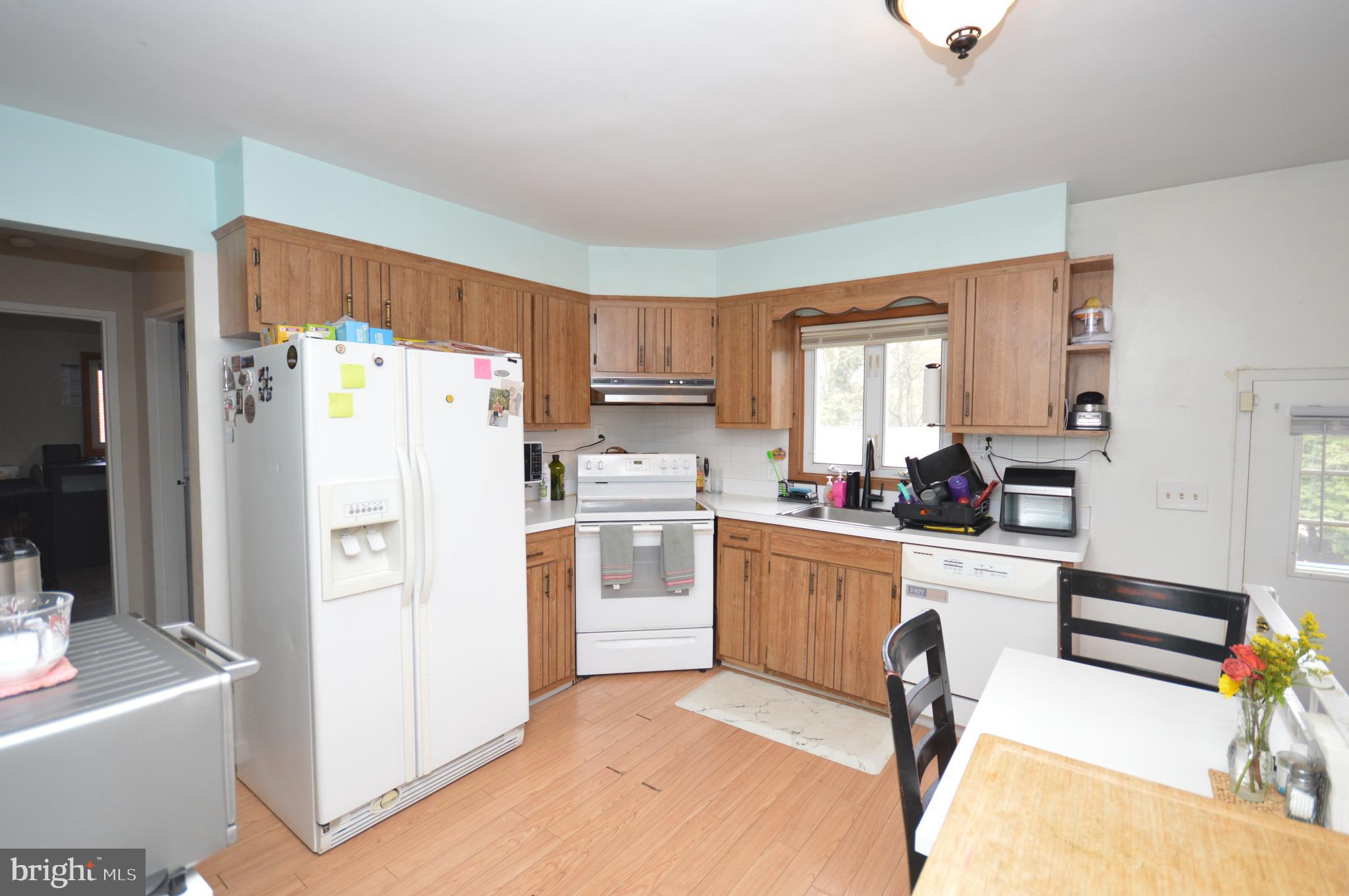 VALLEY VIEW - Residential Lease