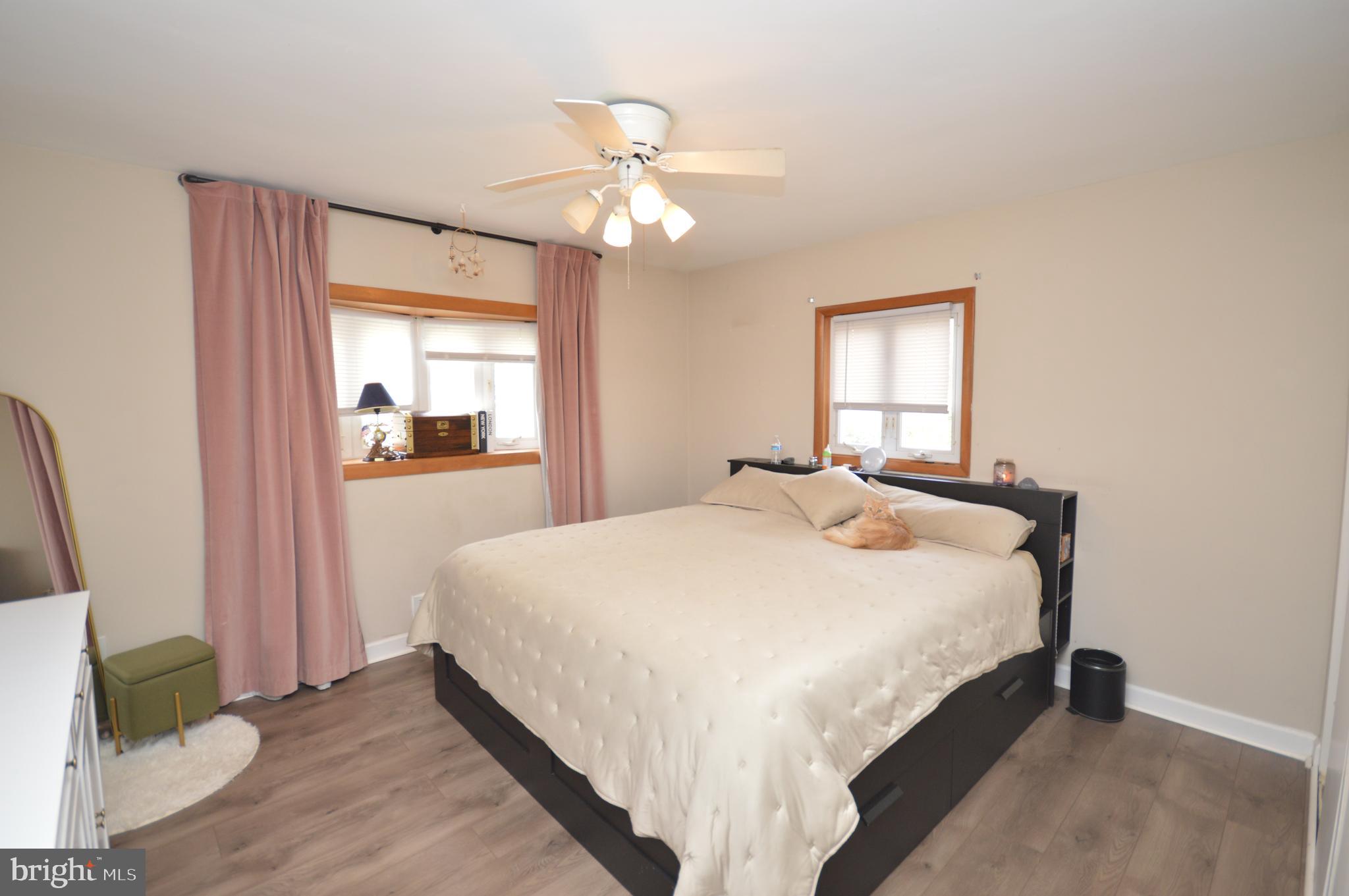 VALLEY VIEW - Residential Lease