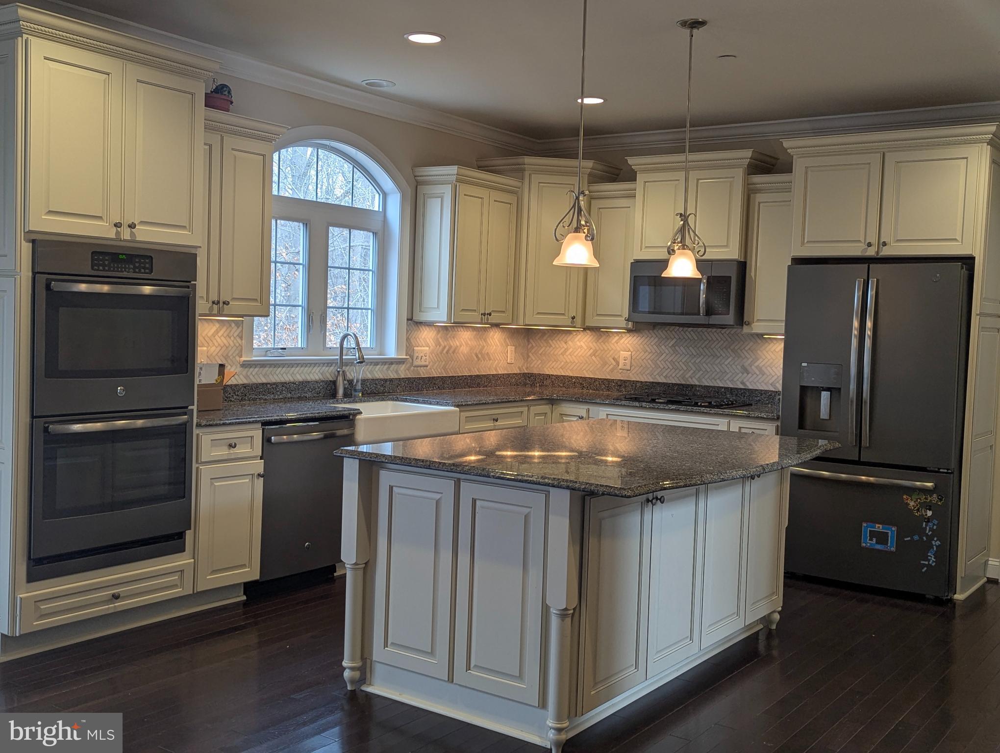 FARMS AT HUNTING CREEK - Residential