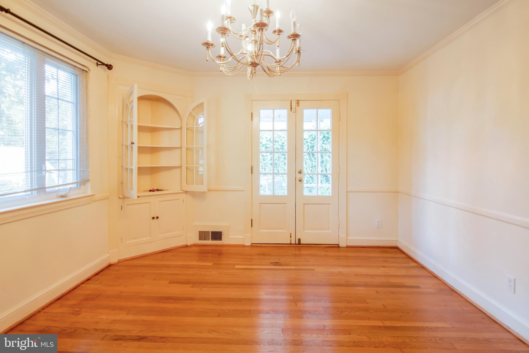 AURORA HILLS - Residential Lease