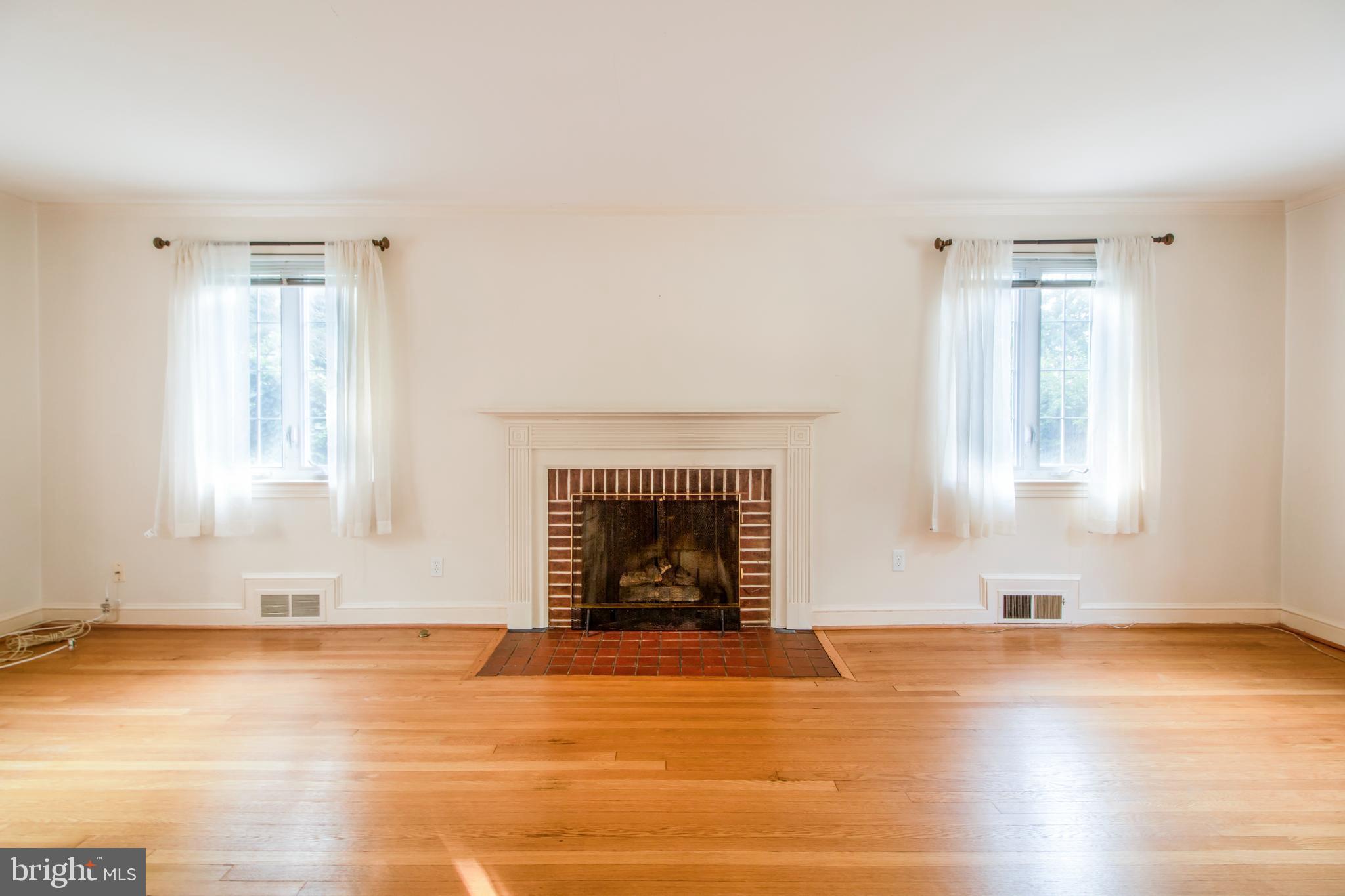 AURORA HILLS - Residential Lease