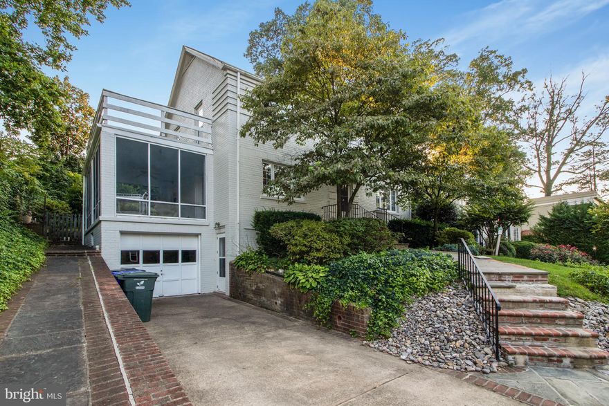 A fantastic location!   Easy distance to the Metro, Airport, Pentagon, Crystal City.  The house is well maintained and cared for.  The owner/manager lives in the neighborhood and is very responsive.  You need to see this house to be ready to move to a wonderful location.  It will not be on the market long.