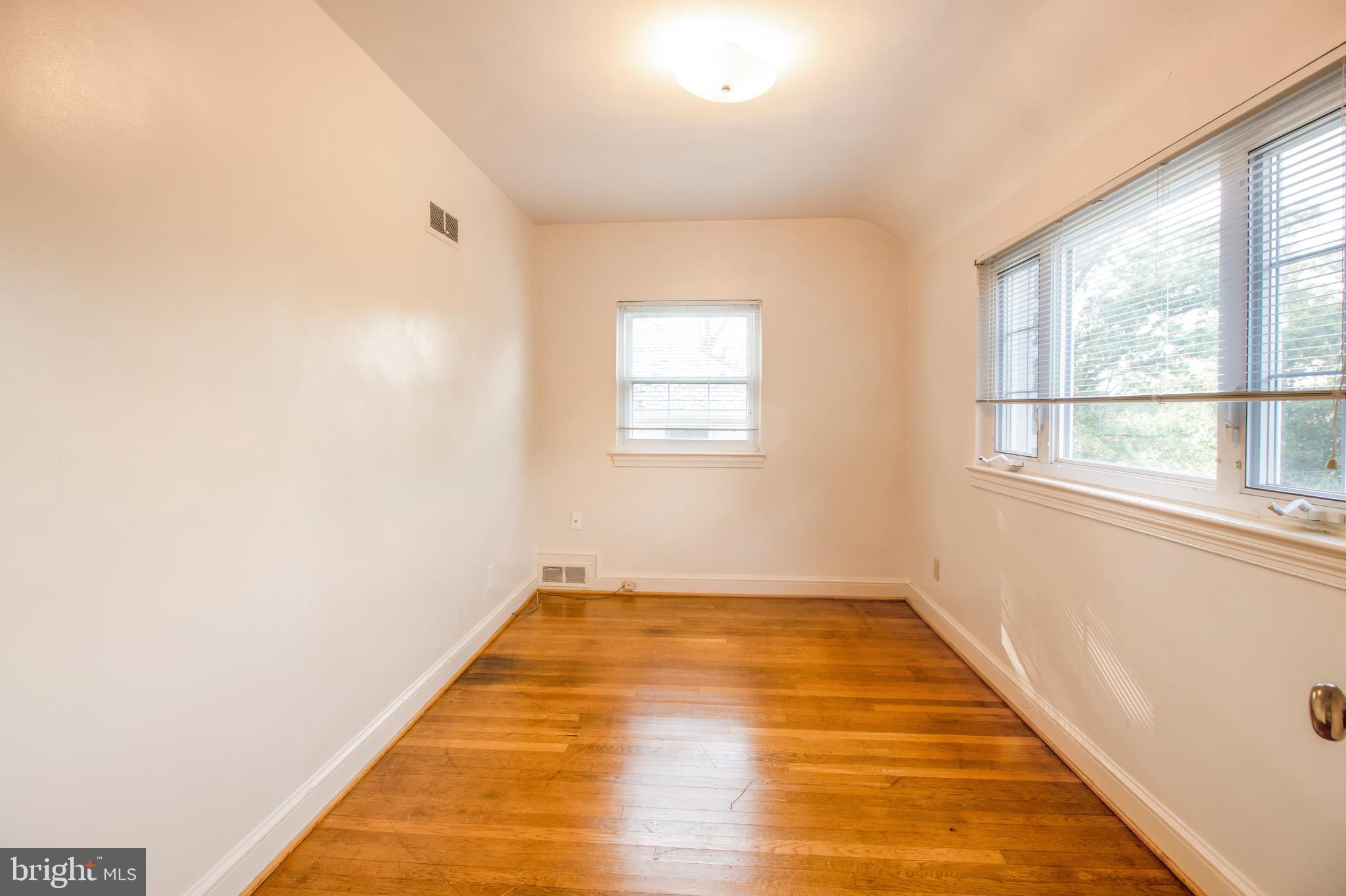 AURORA HILLS - Residential Lease