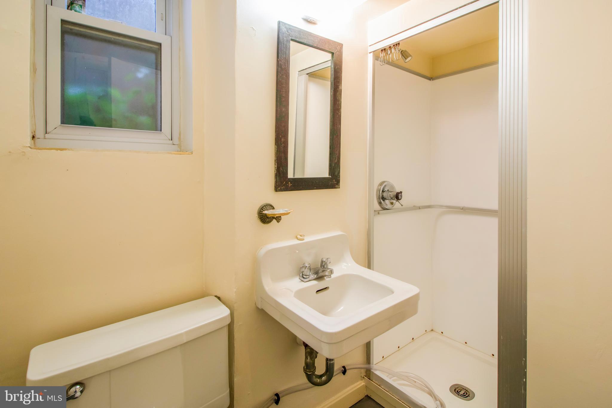 AURORA HILLS - Residential Lease