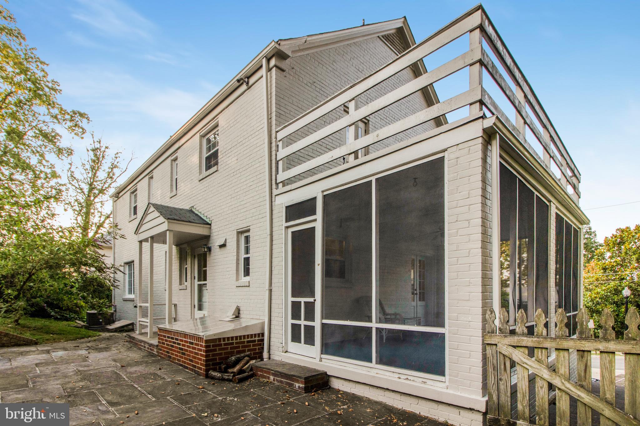 AURORA HILLS - Residential Lease