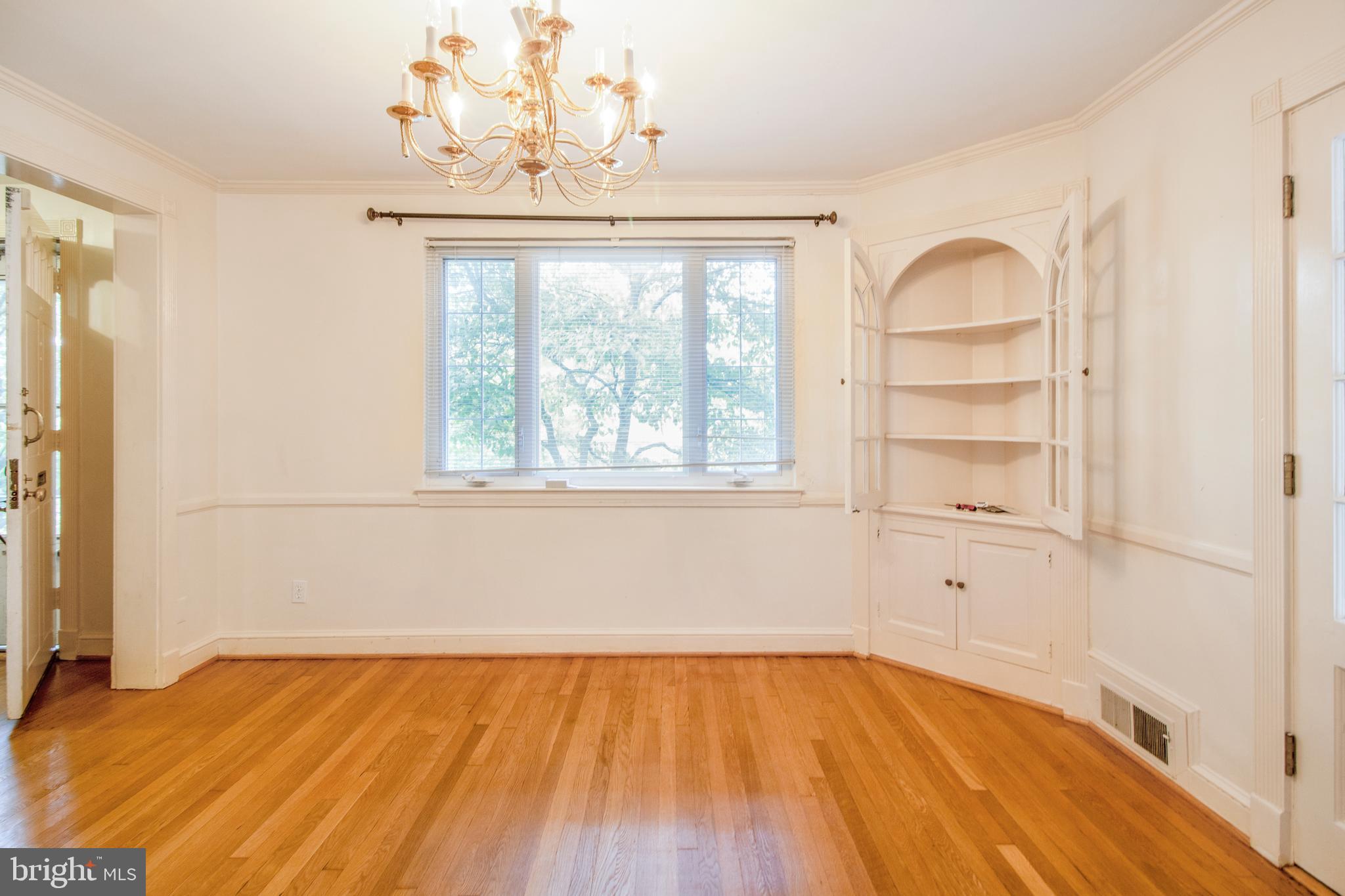 AURORA HILLS - Residential Lease