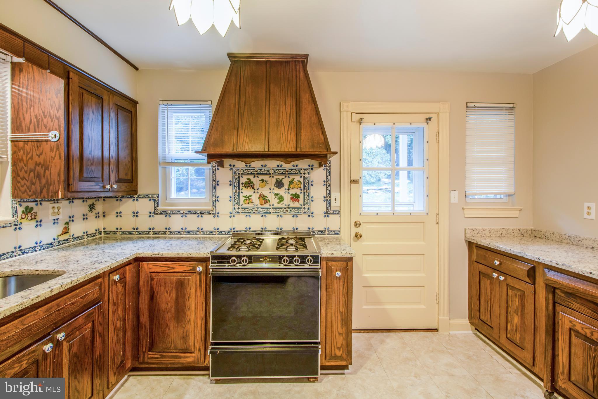 AURORA HILLS - Residential Lease