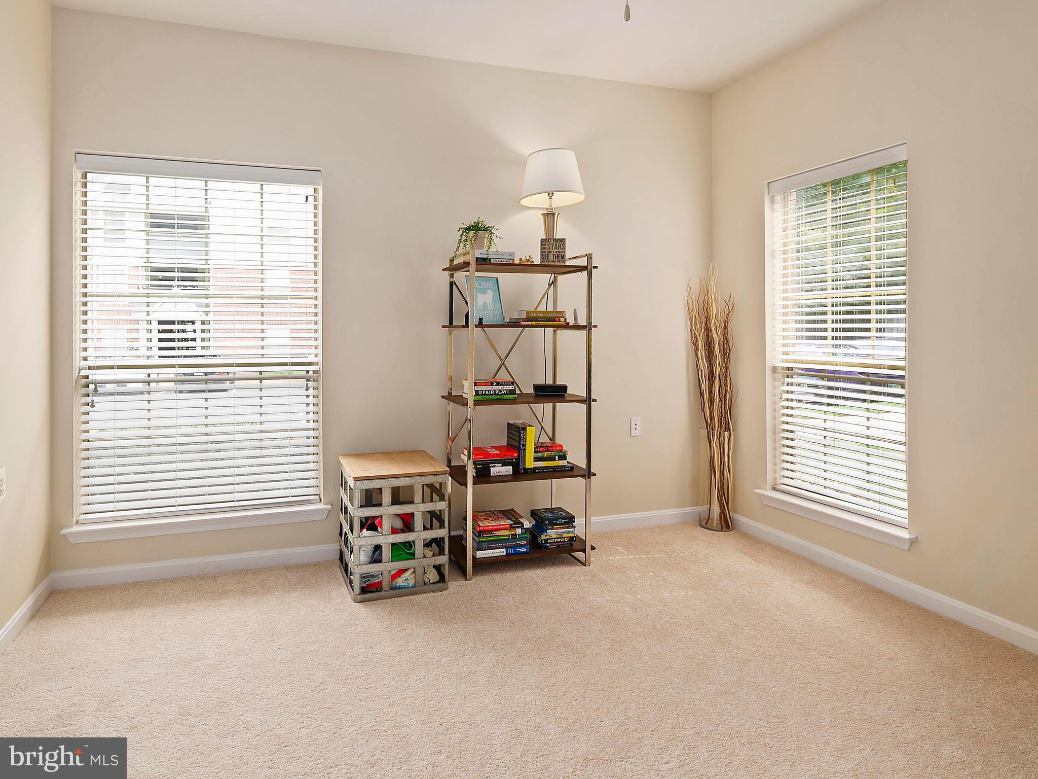 PENDERBROOK SQUARE CONDOMINIUMS - Residential