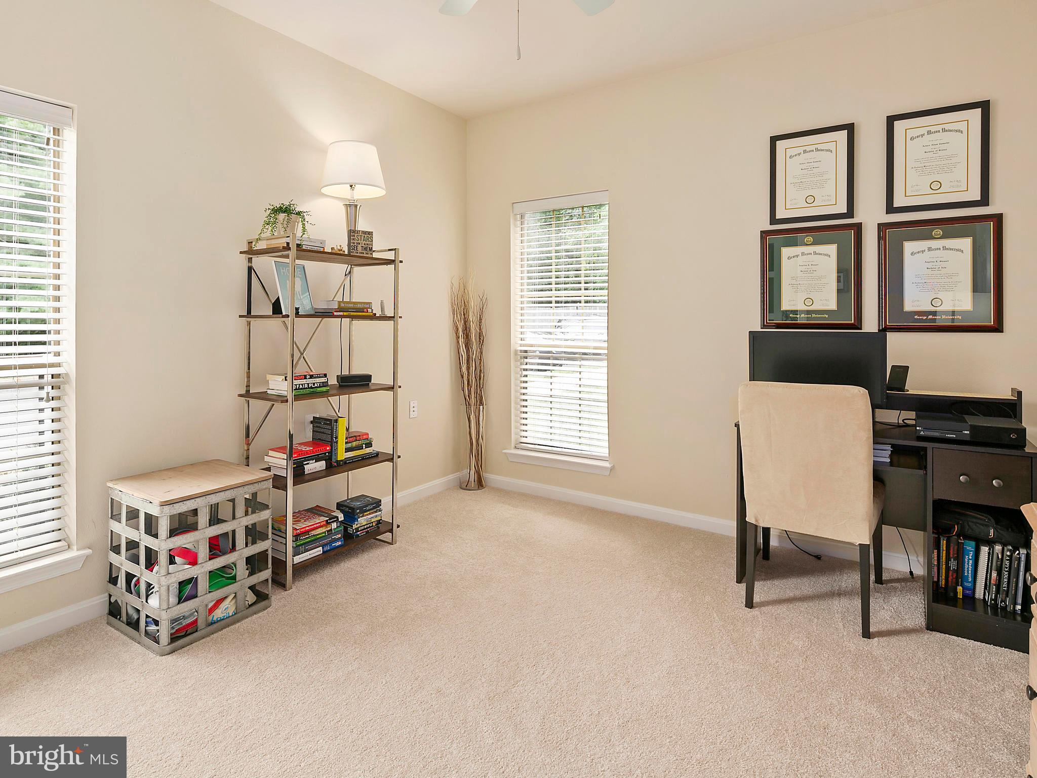 PENDERBROOK SQUARE CONDOMINIUMS - Residential