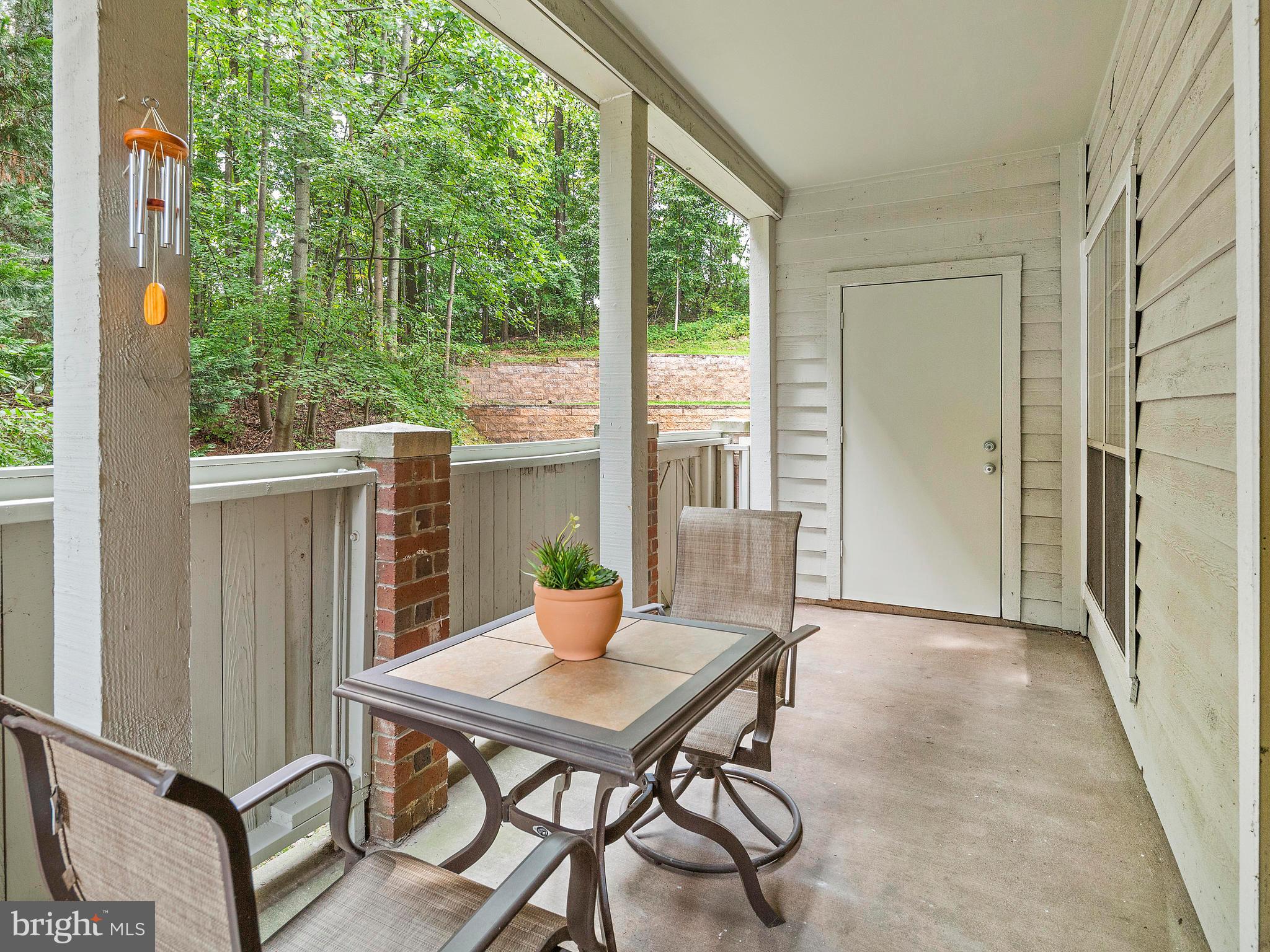 PENDERBROOK SQUARE CONDOMINIUMS - Residential