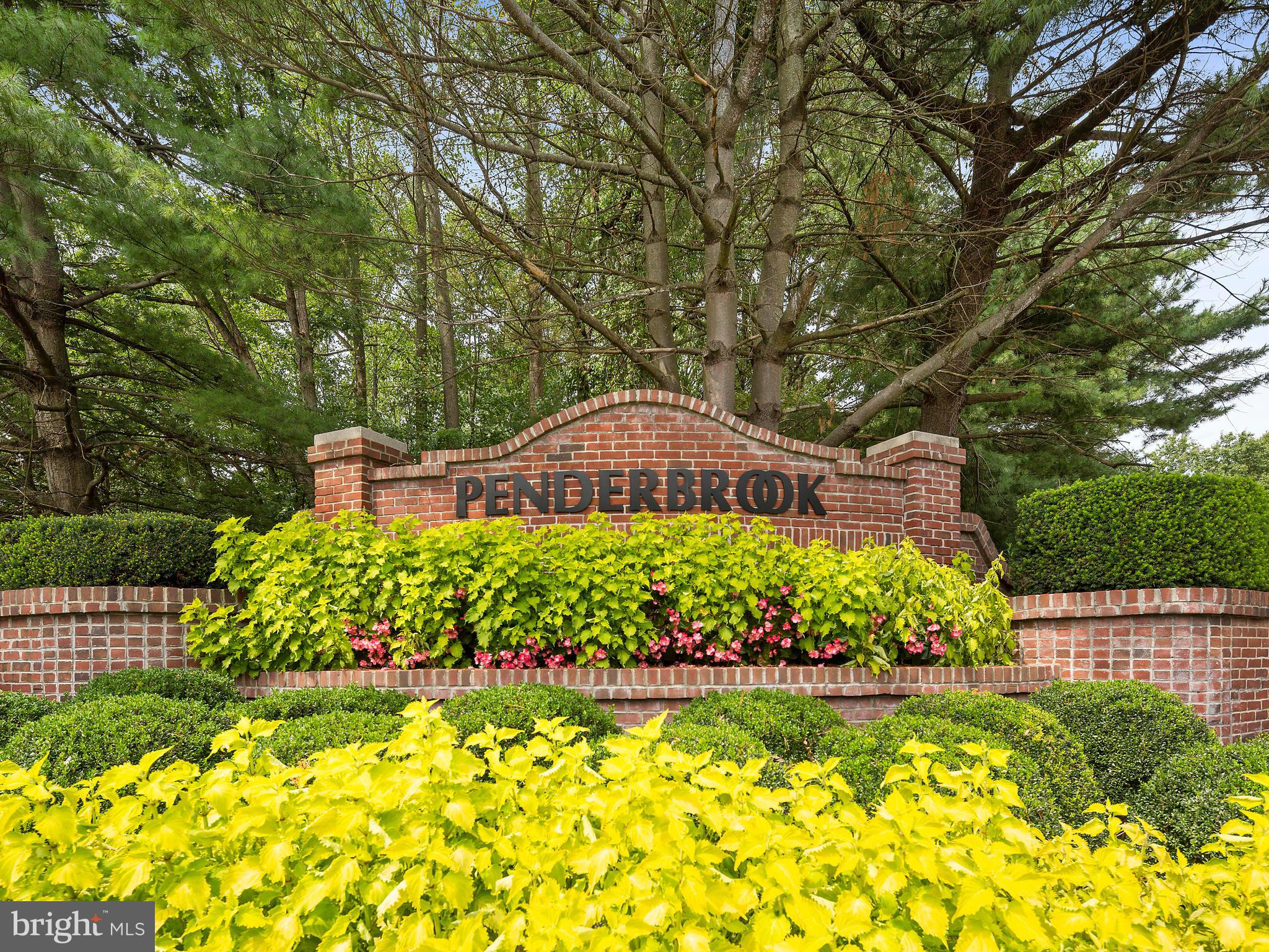 PENDERBROOK SQUARE CONDOMINIUMS - Residential