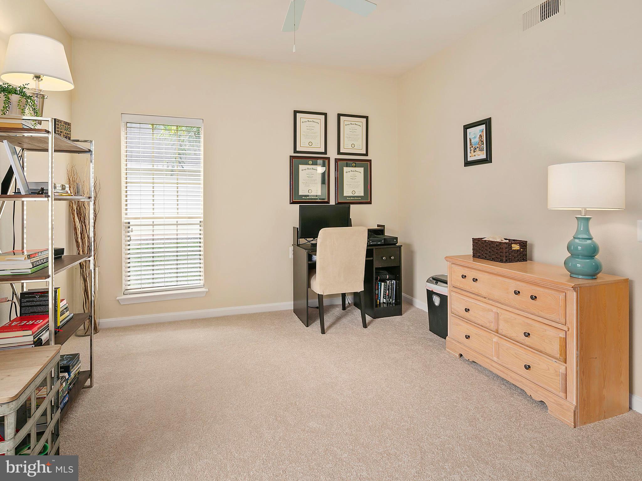 PENDERBROOK SQUARE CONDOMINIUMS - Residential