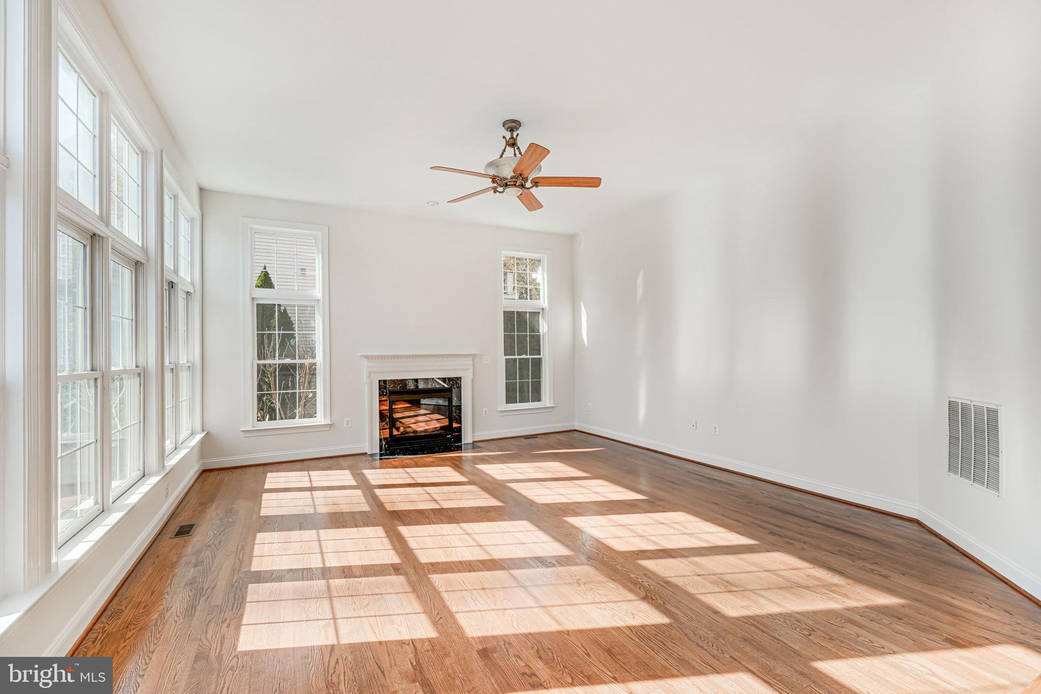 WINSTEAD MANOR - Residential