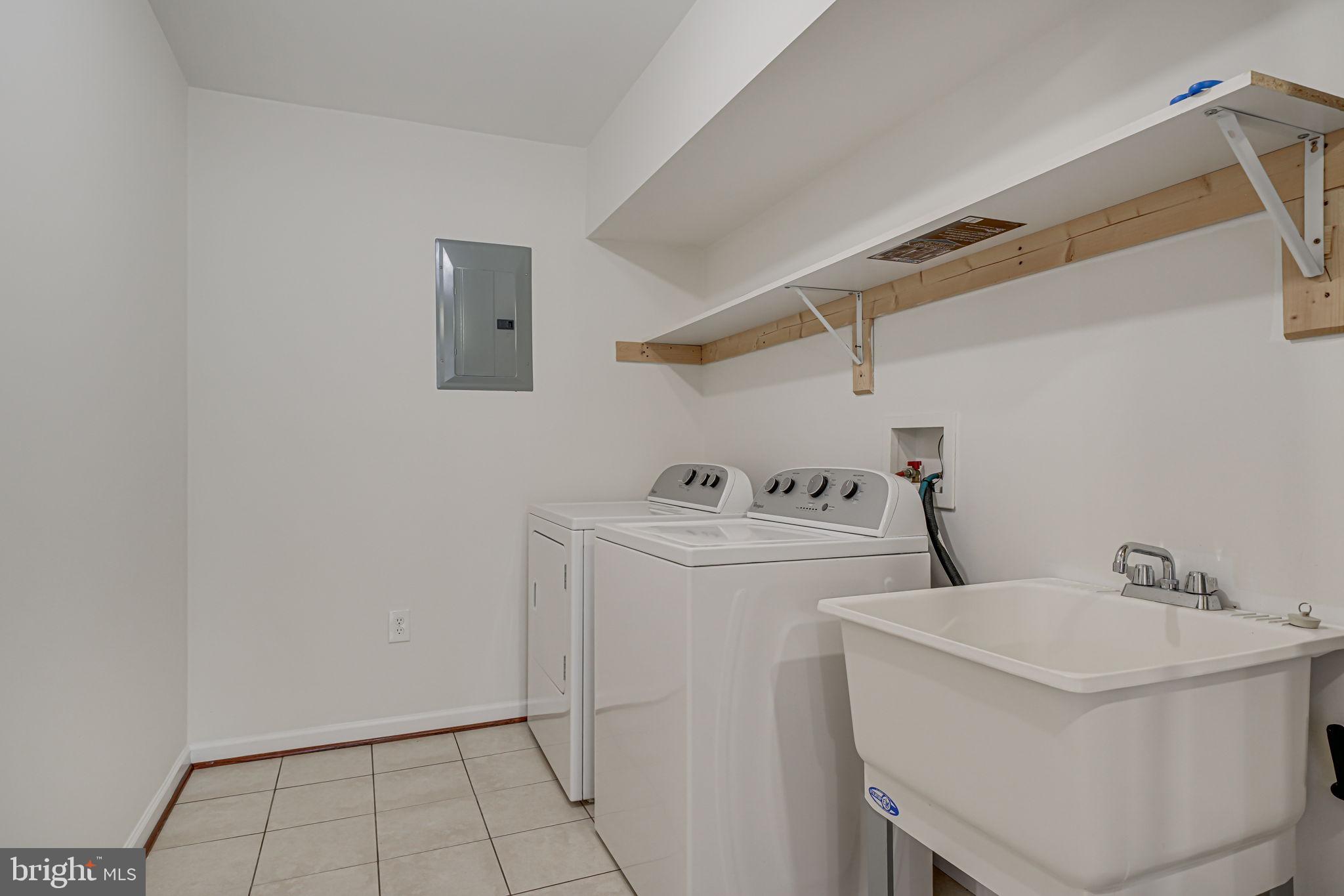 WINSTEAD MANOR - Residential