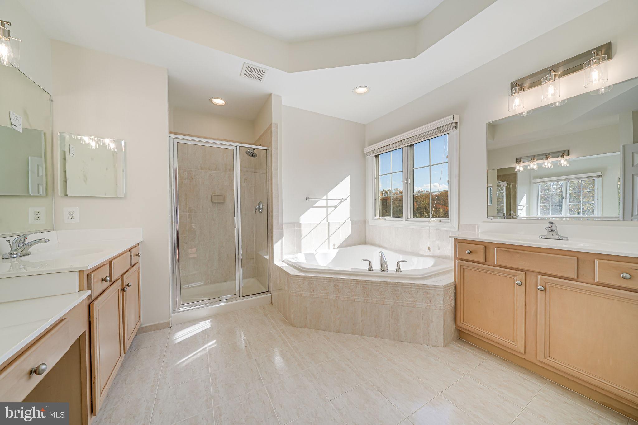 WINSTEAD MANOR - Residential