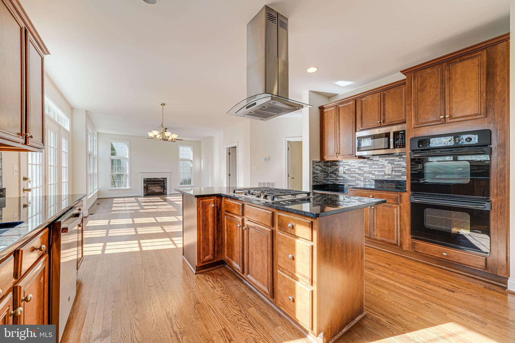 WINSTEAD MANOR - Residential