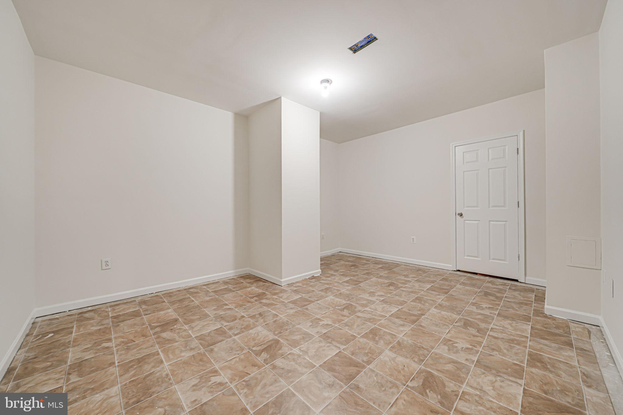 WINSTEAD MANOR - Residential