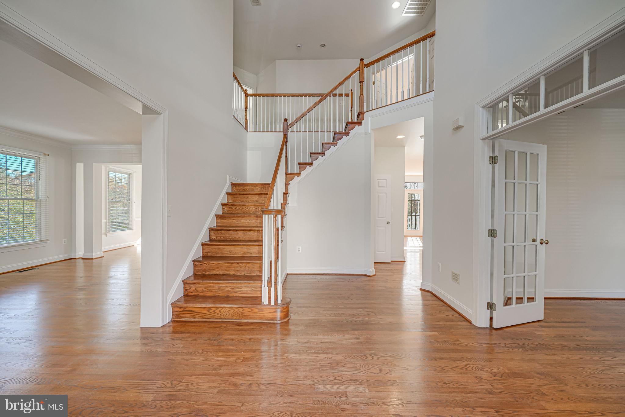 WINSTEAD MANOR - Residential