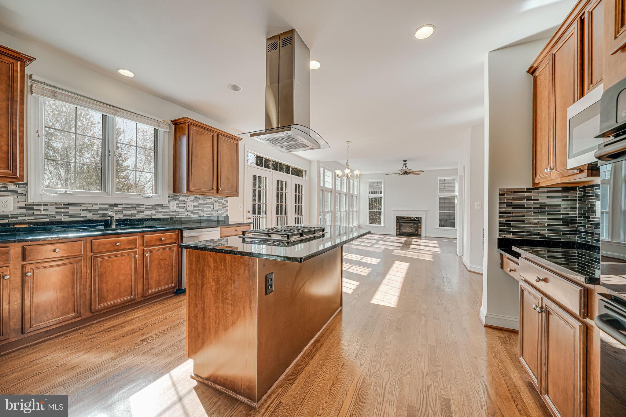 WINSTEAD MANOR - Residential