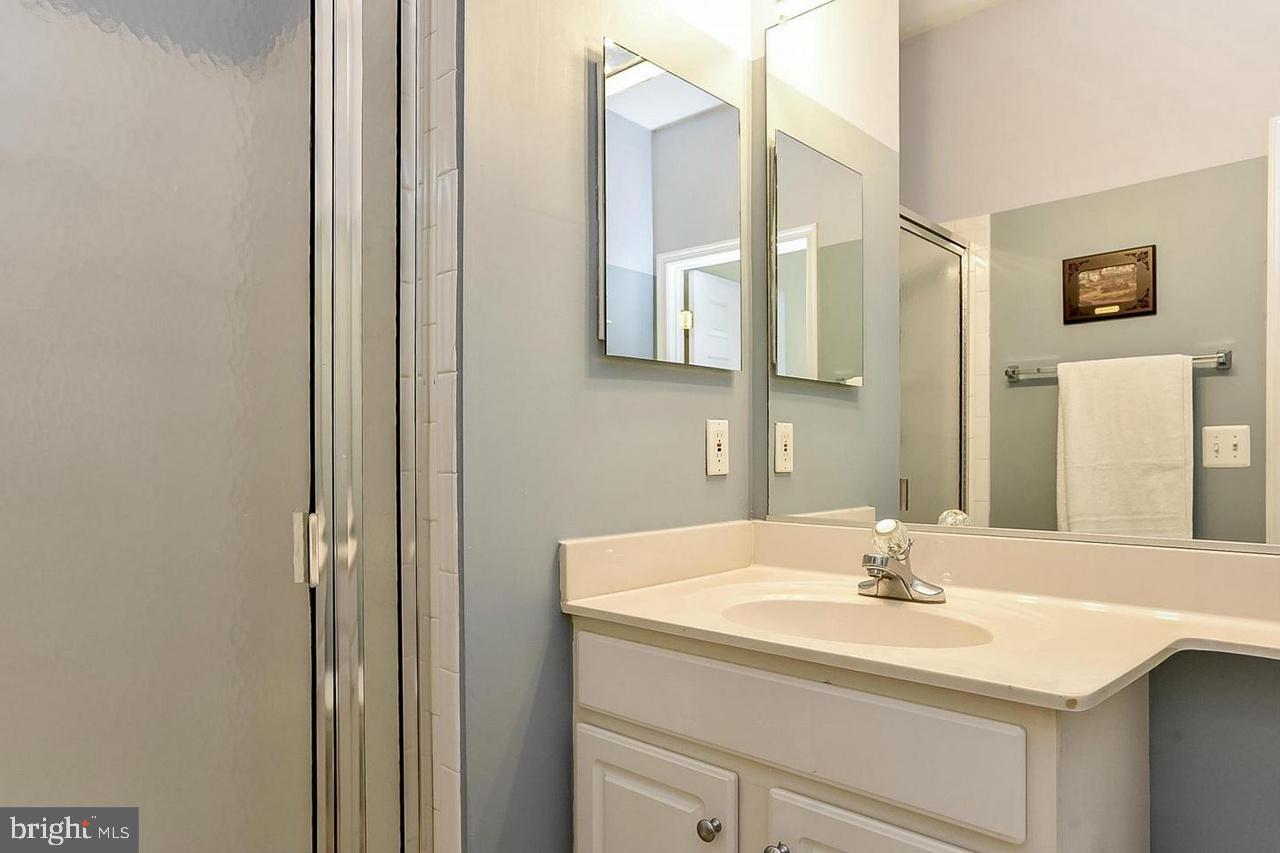 PARKSIDE AT ASHBURN - Residential Lease